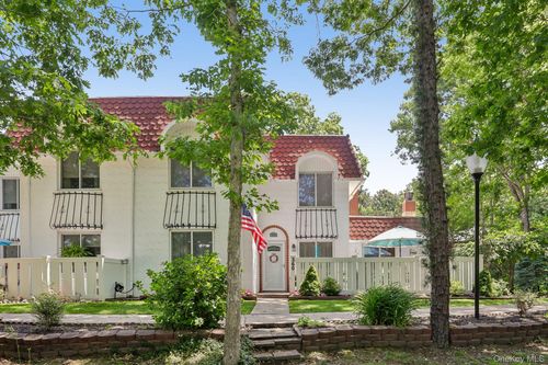 360 Birchwood Rd, Medford, NY, 11763-1234 | Card Image