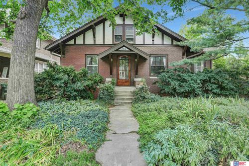 2542 B Street, Lincoln, NE, 68502 | Card Image
