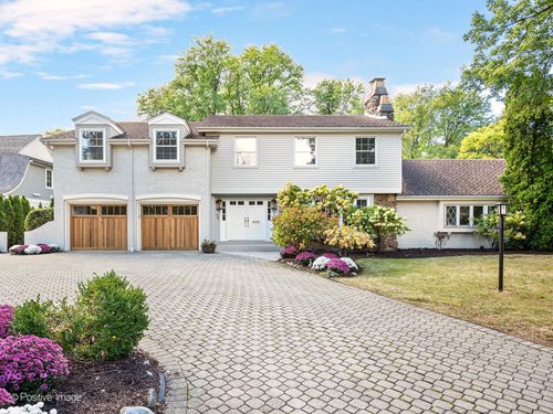 140 N Quincy St, Hinsdale, IL, 60521-3050 | Card Image