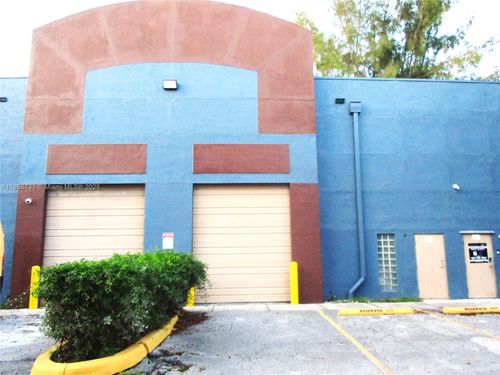 20200 Nw 2nd Ave, Miami Gardens, FL, 33169-2558 | Card Image