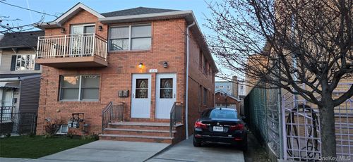 43-29 249th St, Little Neck, NY, 11363-1622 | Card Image