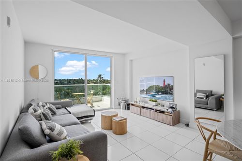 412-6362 Collins Ave, Miami Beach, FL, 33141-4622 | Card Image