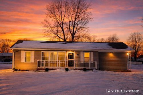 74 S 4080w Rd, Kankakee, IL, 60901-7898 | Card Image