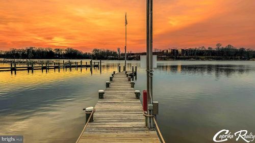 247 Carroll Rd, GLEN BURNIE, MD, 21060-6903 | Card Image