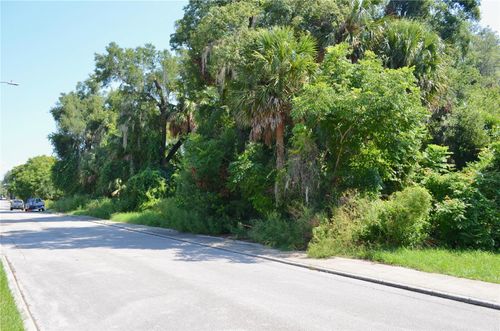 225 S Julia Ave, DELAND, FL, 32720-5346 | Card Image