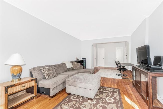 APT-1A - 44 Parkway N, Home with 1 bedrooms, 1 bathrooms and null parking in Yonkers NY | Image 8