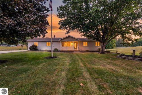 12789 12 Mile Rd, South Lyon, MI, 48178-9118 | Card Image