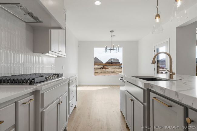 2038 E 129 Th St S, House other with 3 bedrooms, 3 bathrooms and null parking in Jenks OK | Image 21