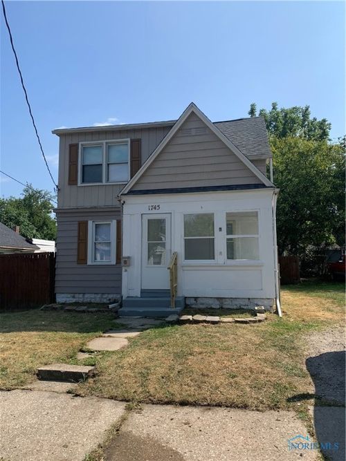 1745 Marne Ave, Toledo, OH, 43613-5231 | Card Image