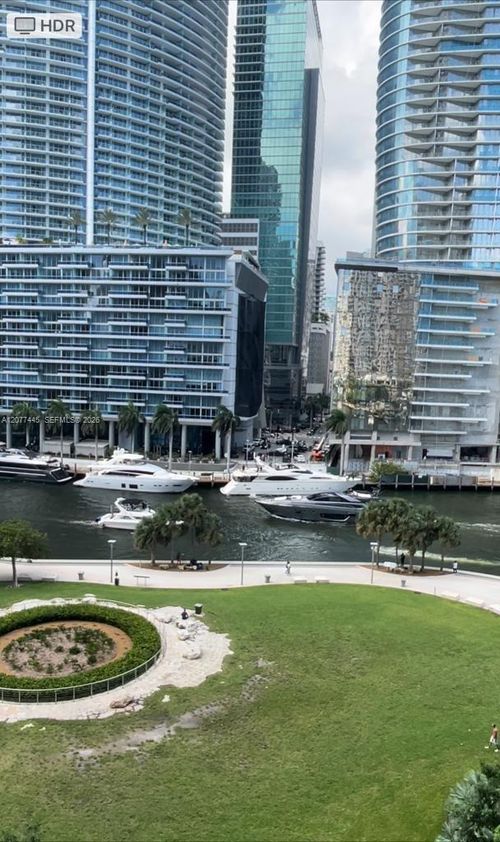808-475 Brickell Ave, Miami, FL, 33131-2520 | Card Image