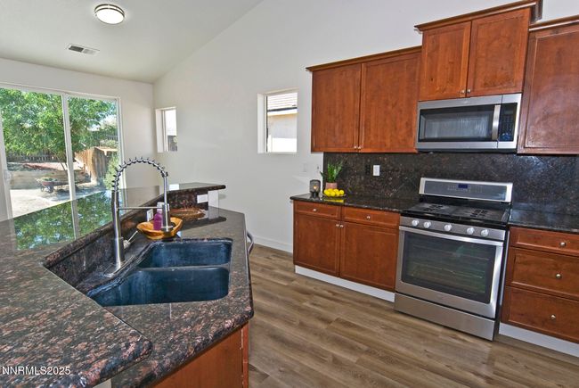 2827 S Fork Rd, House other with 3 bedrooms, 2 bathrooms and 3 parking in Fernley NV | Image 9