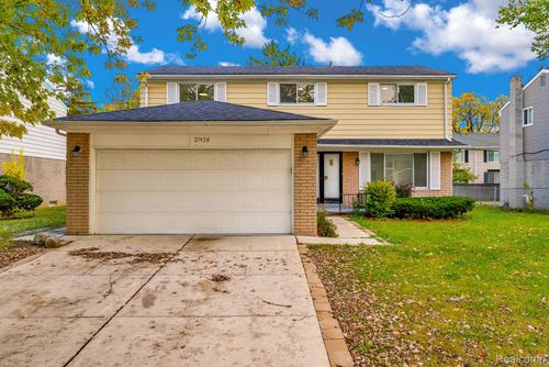 27426 Marshall St, Southfield, MI, 48076-5141 | Card Image