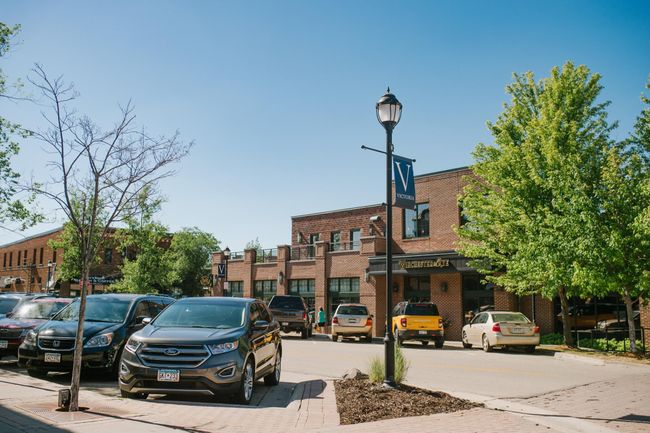 Brookmoore is close to Downtown Victoria. | Image 26