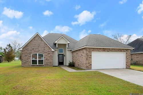 5266 Hemingway Dr, Darrow, LA, 70725 | Card Image