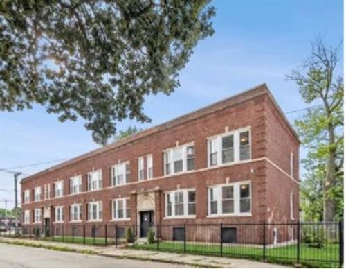 821-1-6601 S Green St, Chicago, IL, 60621-1807 | Card Image