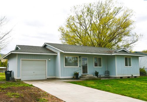 405 Belle Ave, Benton City, WA, 99320-7726 | Card Image