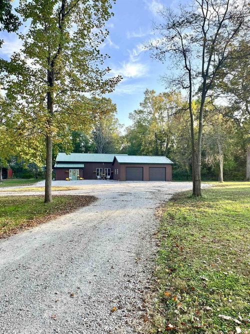 790 W 300, Bluffton, IN, 46714-9657 | Card Image