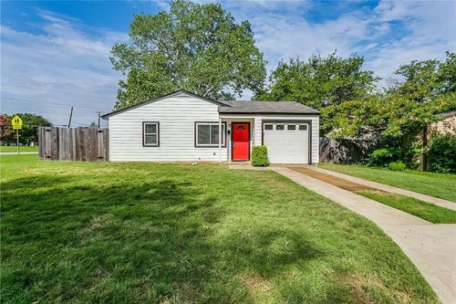 1826 Alan A Dale Rd, Arlington, TX, 76013-3475 | Card Image