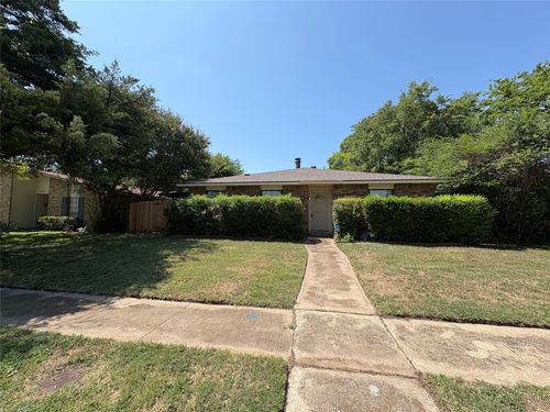 7222 Hedge Dr, Dallas, TX, 75249-1534 | Card Image