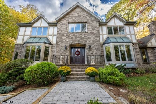 2 Denise Dr, Kinnelon, NJ, 07405-2937 | Card Image