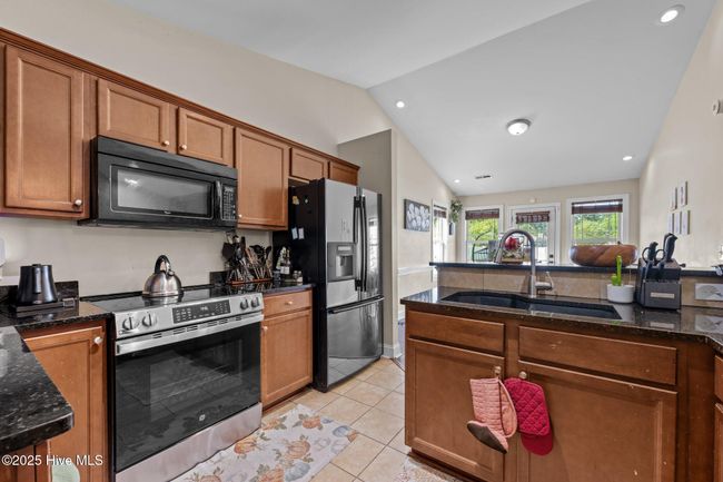 101 Falcon Landing Ct, House other with 3 bedrooms, 2 bathrooms and 3 parking in New Bern NC | Image 11