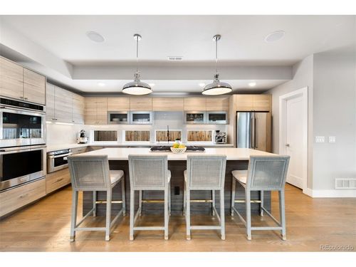 2142 Lowell Blvd, Denver, CO, 80211-5052 | Card Image