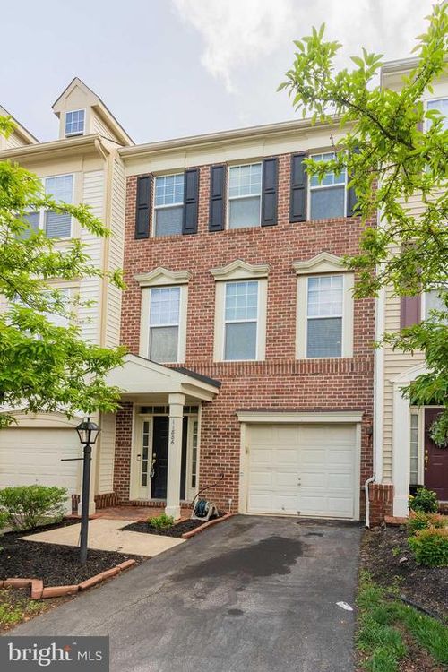 11886 Benton Lake Rd, BRISTOW, VA, 20136-6158 | Card Image