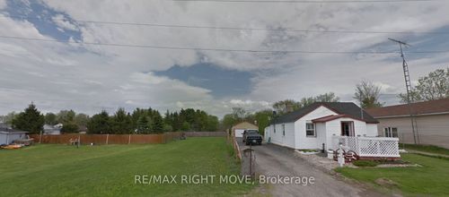 103 Bay St, Seeleys Bay, ON, K0H2N0 | Card Image
