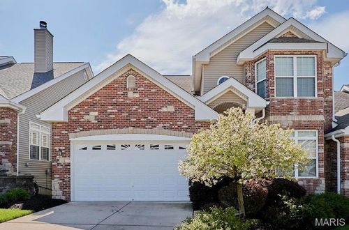 197 Woodland Place Ct, Saint Charles, MO, 63303-6586 | Card Image