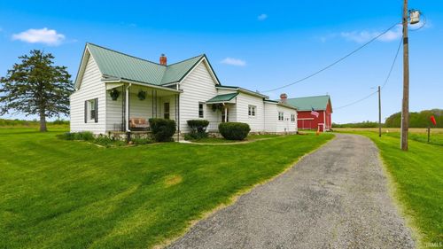 1350 N Warren Road, Huntington, IN, 46750 | Card Image