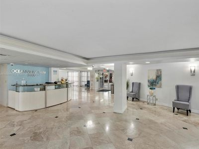 709 - 1000 Parkview Dr, Condo with 3 bedrooms, 2 bathrooms and null parking in Hallandale Beach FL | Image 2