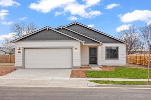 118-458 Nw Birdie Ln, Madras, OR, 97741-9041 | Card Image