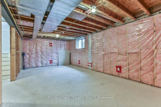 51 Elliot St, House other with 6 bedrooms, 3 bathrooms and 2 parking in Strathroy ON | Image 37