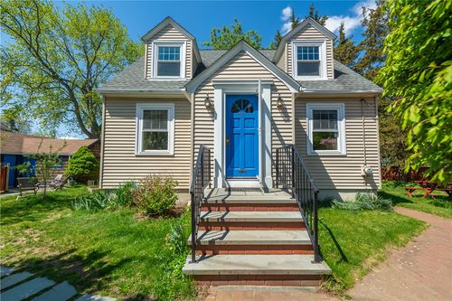31 Errol Street, Warwick, RI, 02888 | Card Image