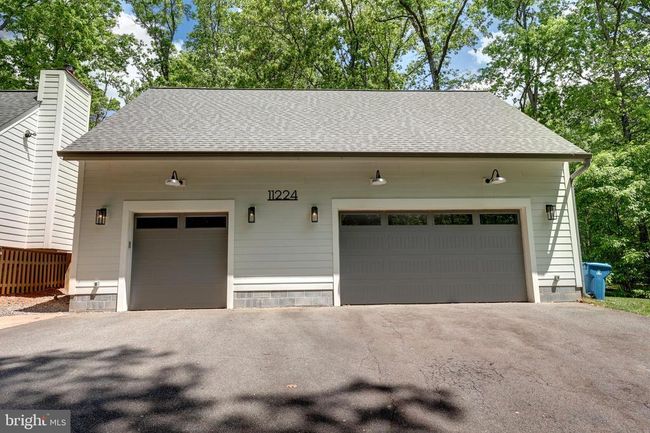 11224 Goldflower Ct, House other with 3 bedrooms, 3 bathrooms and null parking in FAIRFAX STATION VA | Image 4