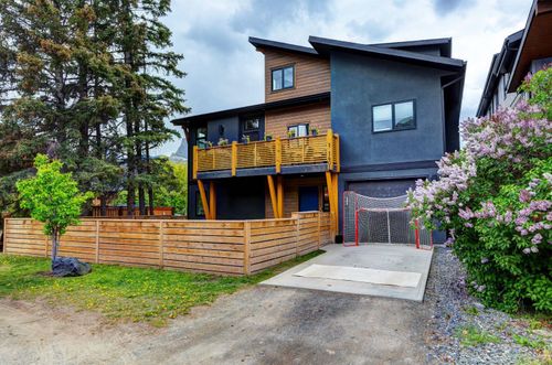 1-1401 1 Ave, Canmore, AB, T1W1M6 | Card Image