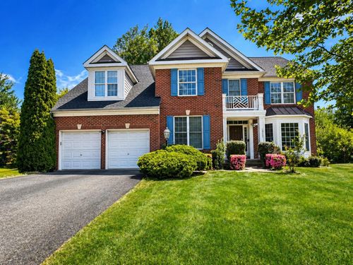 19237 Potomac Crest Dr, TRIANGLE, VA, 22172-2326 | Card Image