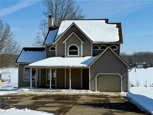 868 Latonka Dr, Mercer, PA, 16137-9741 | Card Image