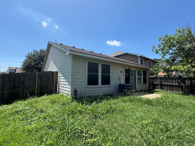 3048 Saint Ursula Dr, House other with 3 bedrooms, 2 bathrooms and null parking in Dallas TX | Image 22