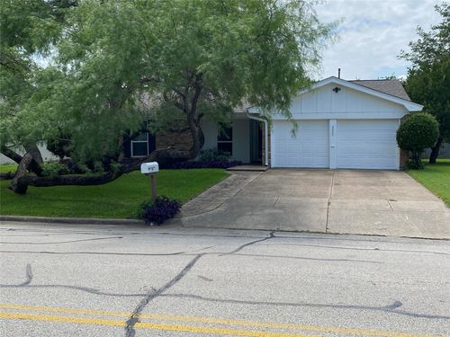 2225 Shady Brook Dr, Bedford, TX, 76021-4409 | Card Image