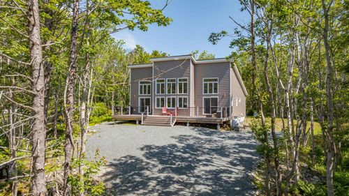 7 Spyglass Way, Hunts Point, NS, B0T1K0 | Card Image