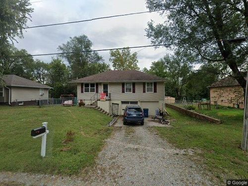 123 Ne 981, Knob Noster, MO, 65336-1122 | Card Image