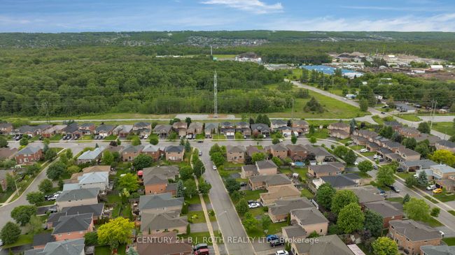 217 Pringle Dr, House other with 4 bedrooms, 4 bathrooms and 2 parking in Barrie ON | Image 35