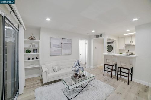 apt-17-275 Reflections Dr, San Ramon, CA, 94583-4767 | Card Image