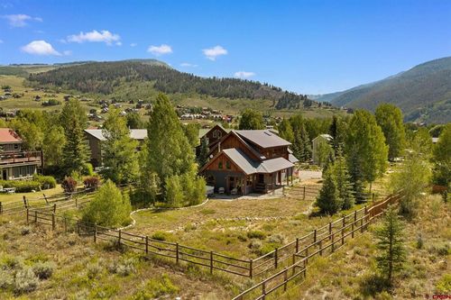 63 Stephenson Pl, Crested Butte, CO, 81224-9754 | Card Image