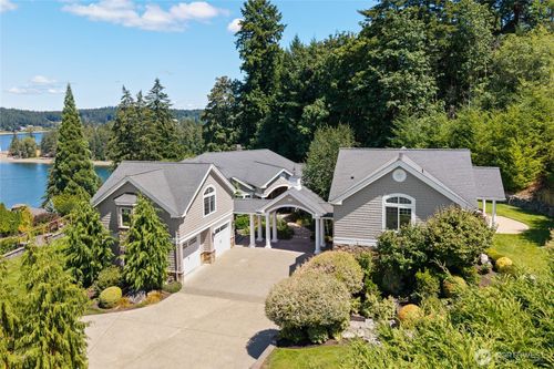 409 3rd Ln, Fox Island, WA, 98333-9755 | Card Image