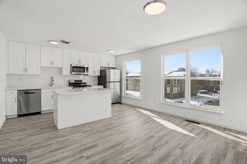 804 Arnold Ct, BALTIMORE, MD, 21205-1423 | Card Image