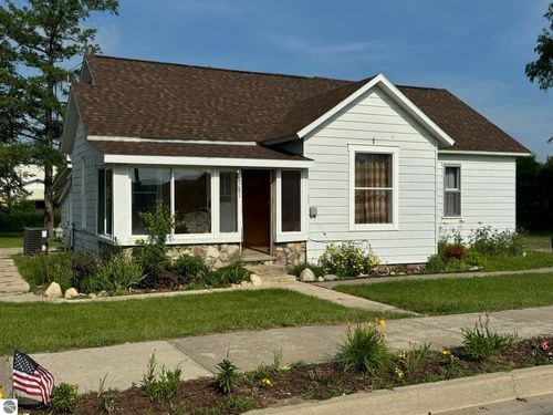 8281 Rapid City Road, Rapid City, MI, 49676 | Card Image