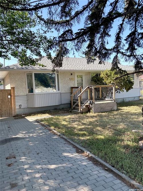 108 Mccannel St, Regina, SK, S4R3T8 | Card Image