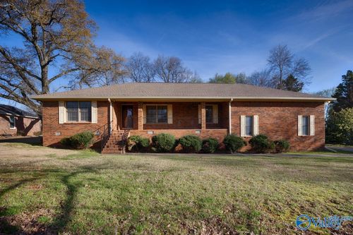 105 Oakhurst Dr, Madison, AL, 35758-8635 | Card Image